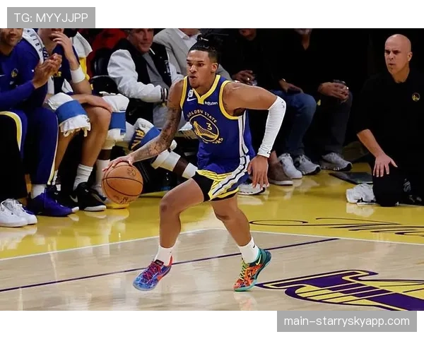 勇士进攻效率保持顶级 防守端退步影响季后赛前景 勇士进攻效率保持顶级 防守端退步影响季后赛前景